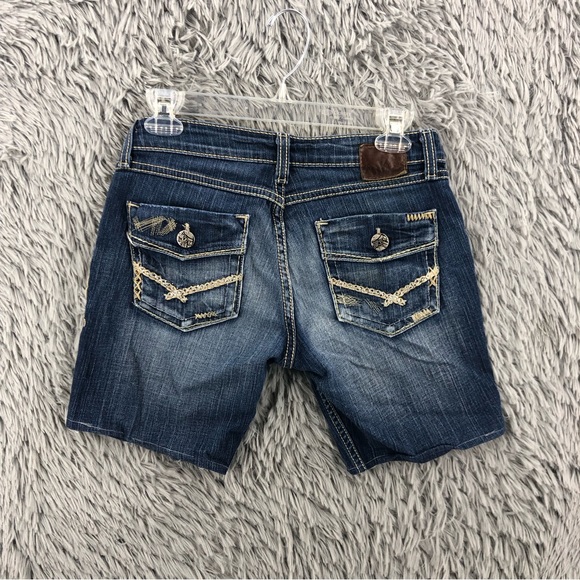 BKE Buckle Shorts Womens size 28 Madison Cutoff Acid Washed Denim - Picture 1 of 13
